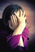 女子说话老家口音重被人笑话 参加培训但收效甚微