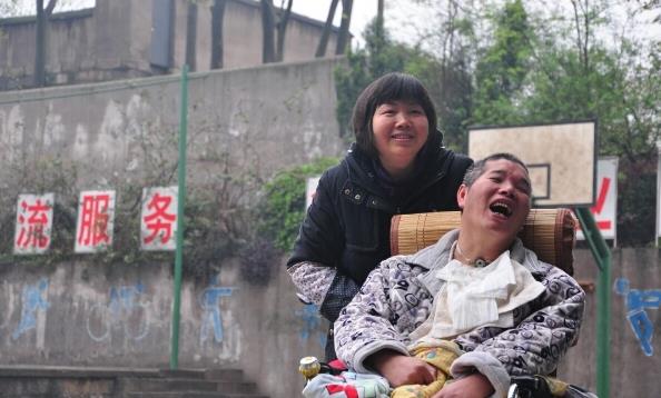 陈丽与丈夫.jpg