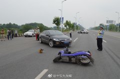 72岁爷爷陪70岁奶奶练车出事故  其实“老司机”不好当