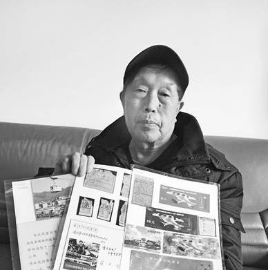 七旬大爷收藏千余张车票 见证重庆近百年交通发展