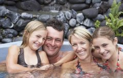 重庆温泉好去处，热热闹闹泡起来！