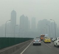 今晨全市遭遇大范围雾天 多地为浓雾