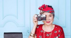 76岁婆子妈拍时尚写真 年轻30岁