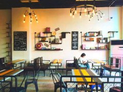 又是别人学校的食堂！重邮工业风已上线