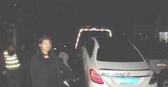95后女生酒驾撞车飙戏：代驾跑了