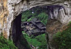 直辖20年新名片 武隆天生三桥景区驰名海外