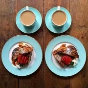 女子沉迷网络小说 逼男友每天扮演男主形象配合她