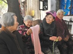 重庆“最美编织义工”李秋华 荣登3月“中国好人榜”