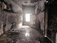 糕点店突起大火,老板9万元现金被烧成灰烬