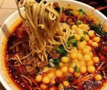 在重庆 没有小面的早晨是不完整的