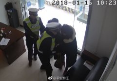 寻医途中病人突然昏迷不醒  警民接力助其脱险