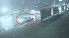 代驾酒后开车 停公交站台酣睡