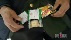 老人家门难进睡大厅 儿媳竟说没义务照顾