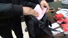 看住了行李忘了钱包 一年工资差点泡汤