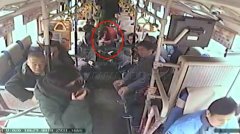 减肥惹的祸 女子低血糖突然晕倒公交车