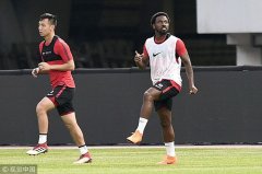 挑战中超最强火力上海上港 保罗·本托要用三个巴西人打对攻？