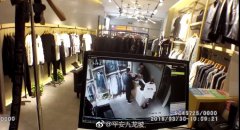 又现“魔术手”偷换假币 店铺经营需小心提防