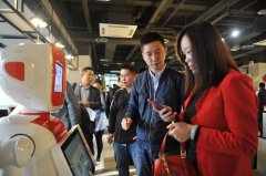 全市首款“智能家居服务机器人”在高新区诞生