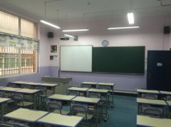 女儿孤独的背影看着心疼    父母竟为这事彻夜难免