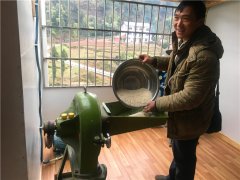 男子一贫如洗  如今靠这门生意月赚万元