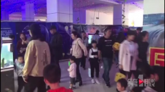 游客参观“海洋王国”傻眼：拢共十几个水族箱，这是到了海鲜市场？